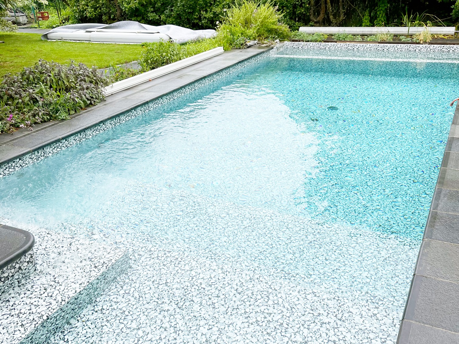 Réalisation d'une piscine avec une membrane armée impriméé par S2O Piscines Piscine avec une membrane armée imprimée par S2O Piscines