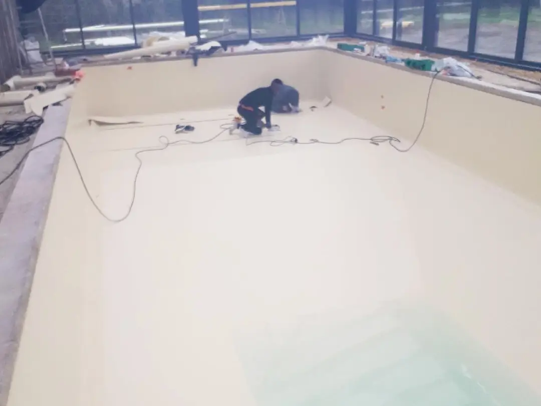 Rénovation d'une piscine avec changement de liner dans le Nord